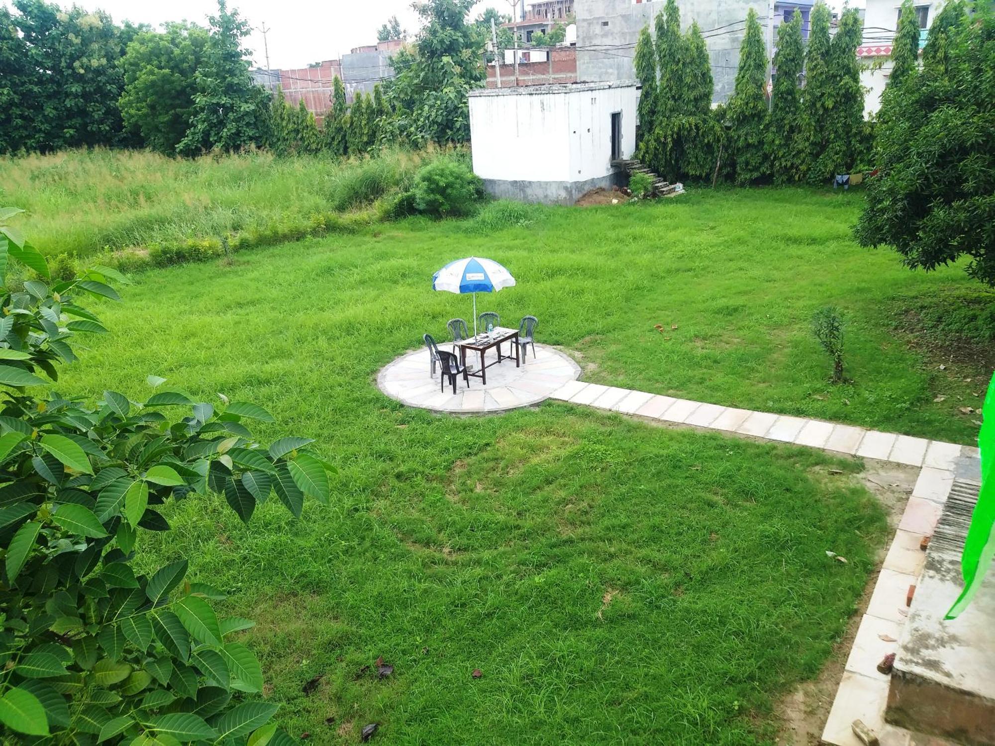 Nature Homestay Varanasi Eksteriør bilde